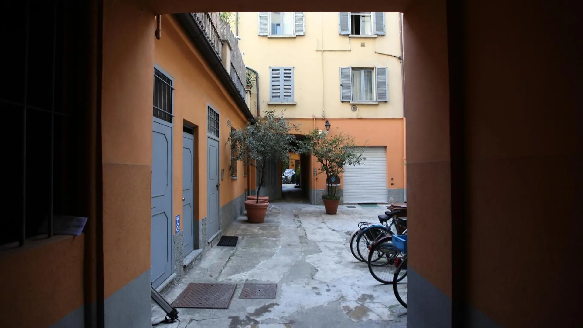 Amazing Apartment In City Center With Balcony Milan Italy
