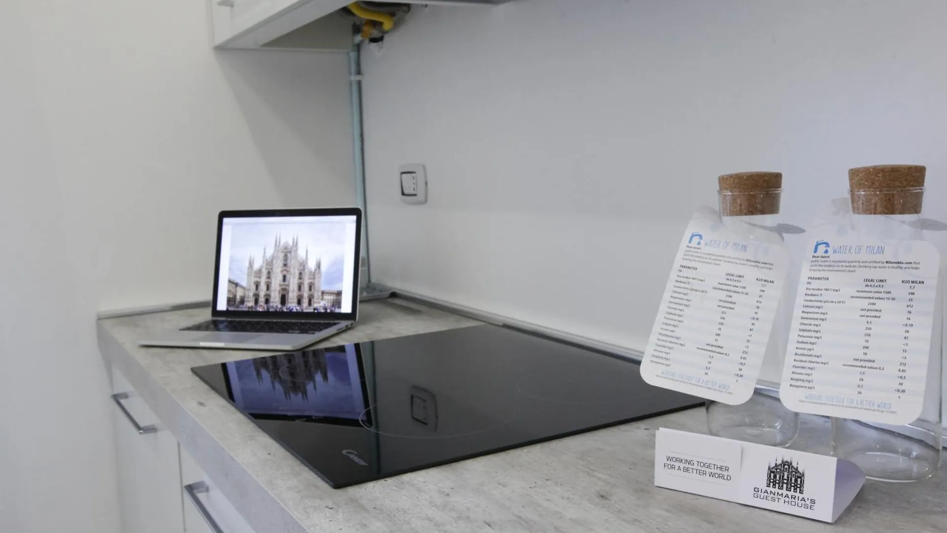מילאנו Amazing Apartment In City Center With Balcony 0*,  איטליה